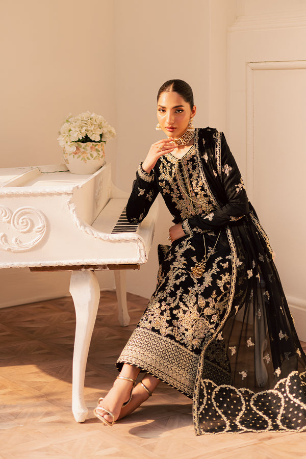 Emaan Adeel - Suave Luxury Formals Collection 2025