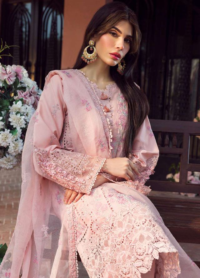 Motifz - Premium Embroidered Lawn Collection 2024 Vol-01