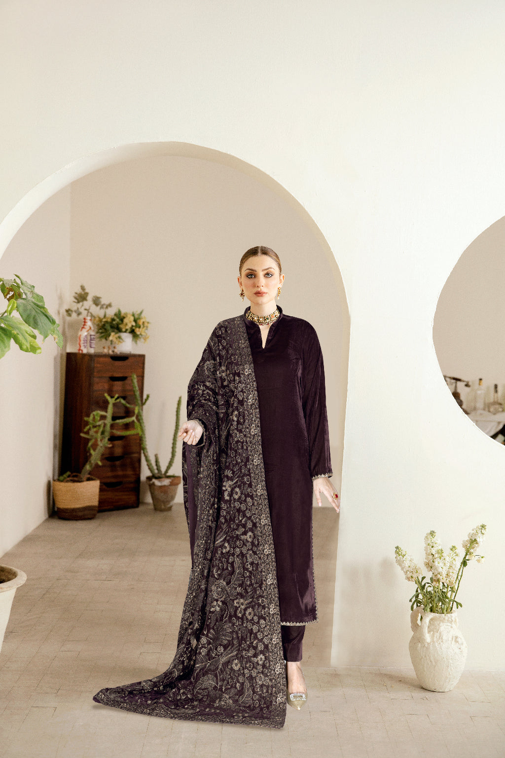 Ramsha Velvet Shawl - VS-60